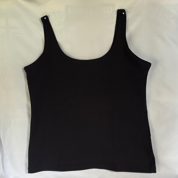 Tops - SLIGHTLY WORN WOMEN CLASSIC BLACK SCOOP NECK TANK TOP- SIZE BRAZIL GRANDE (LARGE